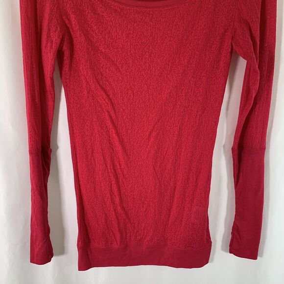 Nike Blouse Women's Small Pink Textured Semi Sheer Long Sleeve Round Neck - Picture 3 of 13